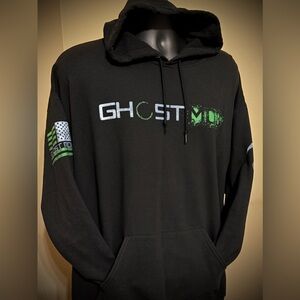Ost Men's Black and Green Graphic Hoodie